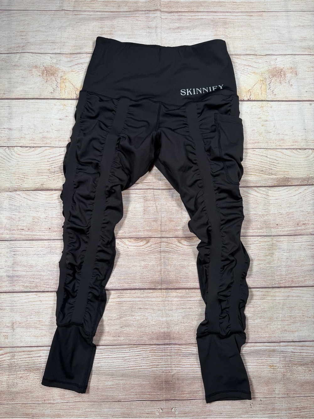 Skinnify Black Ruched Side Pocket Leggings for Women‎